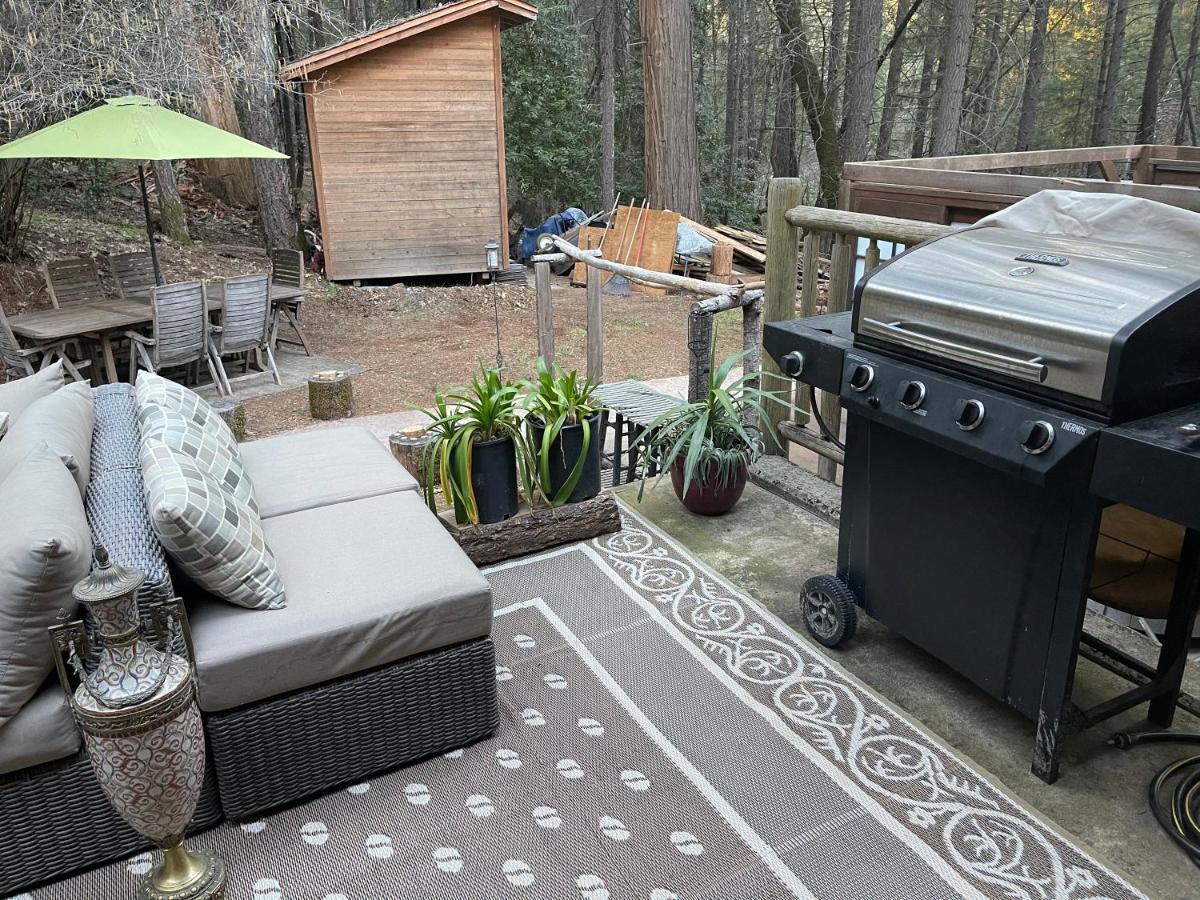 A Lovely Cabin House At Way Woods Retreat With Outdoor Hot Tub! - By Sacred Hub Mgmt Foresthill Exterior photo