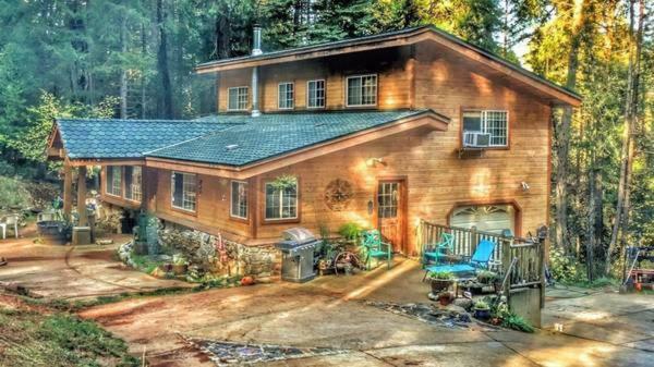 A Lovely Cabin House At Way Woods Retreat With Outdoor Hot Tub! - By Sacred Hub Mgmt Foresthill Exterior photo